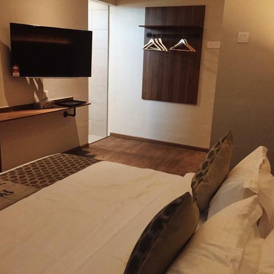 เรสต์ แอนด์ คอมฟอร์ต บูทิก โฮเต็ล  Hotel กัวลาตรังกานู ภายนอก รูปภาพ