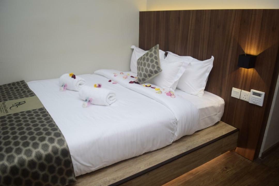เรสต์ แอนด์ คอมฟอร์ต บูทิก โฮเต็ล  Hotel กัวลาตรังกานู ภายนอก รูปภาพ