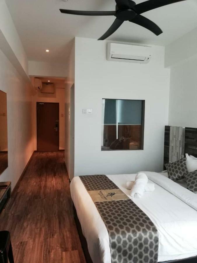 เรสต์ แอนด์ คอมฟอร์ต บูทิก โฮเต็ล  Hotel กัวลาตรังกานู ภายนอก รูปภาพ