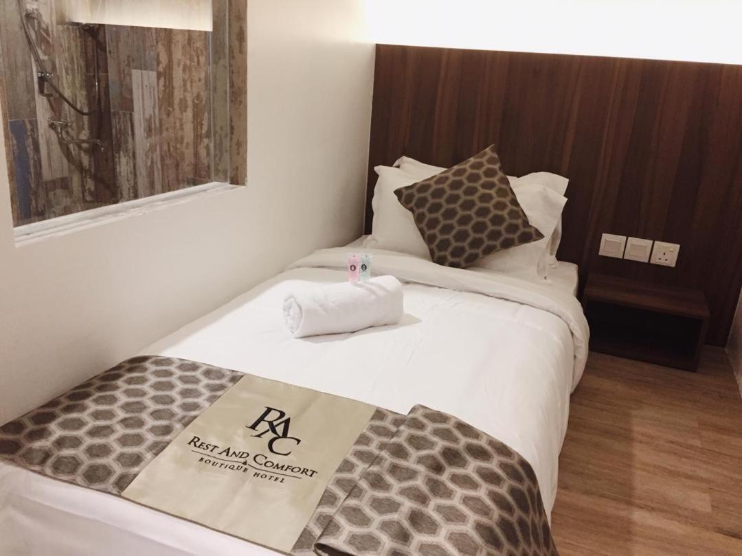 เรสต์ แอนด์ คอมฟอร์ต บูทิก โฮเต็ล  Hotel กัวลาตรังกานู ภายนอก รูปภาพ